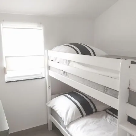 شقة Zivaljic تروغير